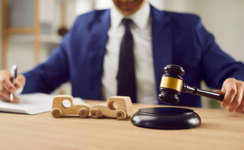 car accident gavel and lawyer